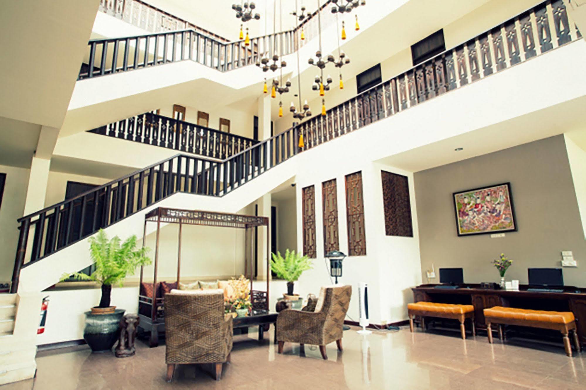 The 3sis Guest house 3*